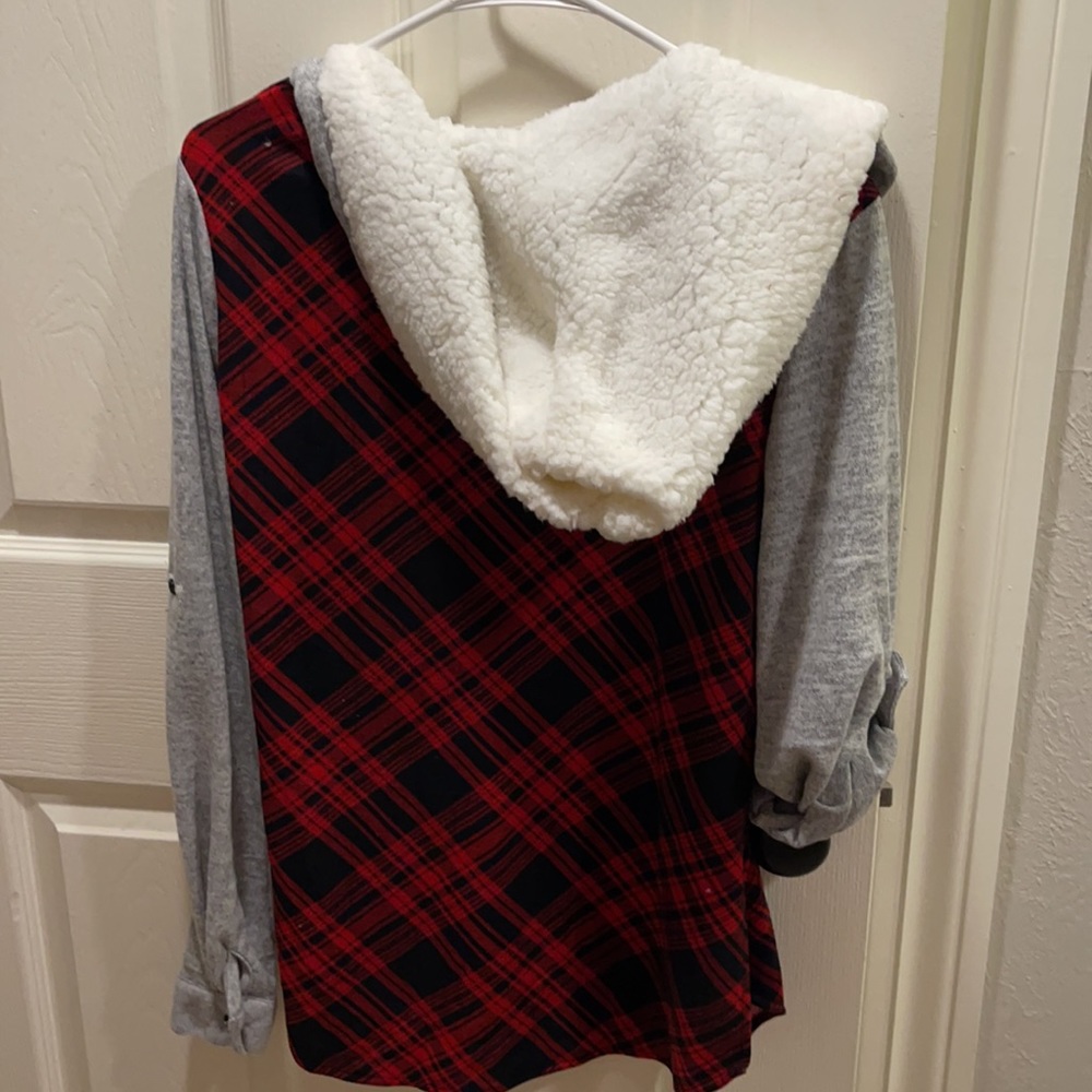 Flannel - Picture 4 of 4